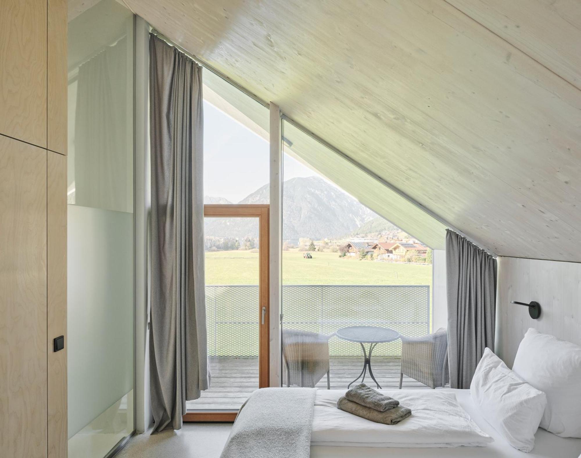Urban Mountain Chalet With Lake View Maurach  Dış mekan fotoğraf